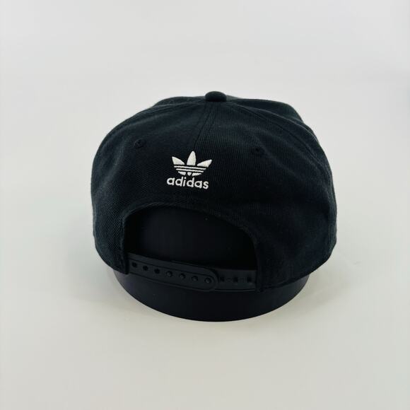 ADIDAS Men's Original White Trefoil Chain Logo Black Snapback Hat Cap One Size - Picture 4 of 8